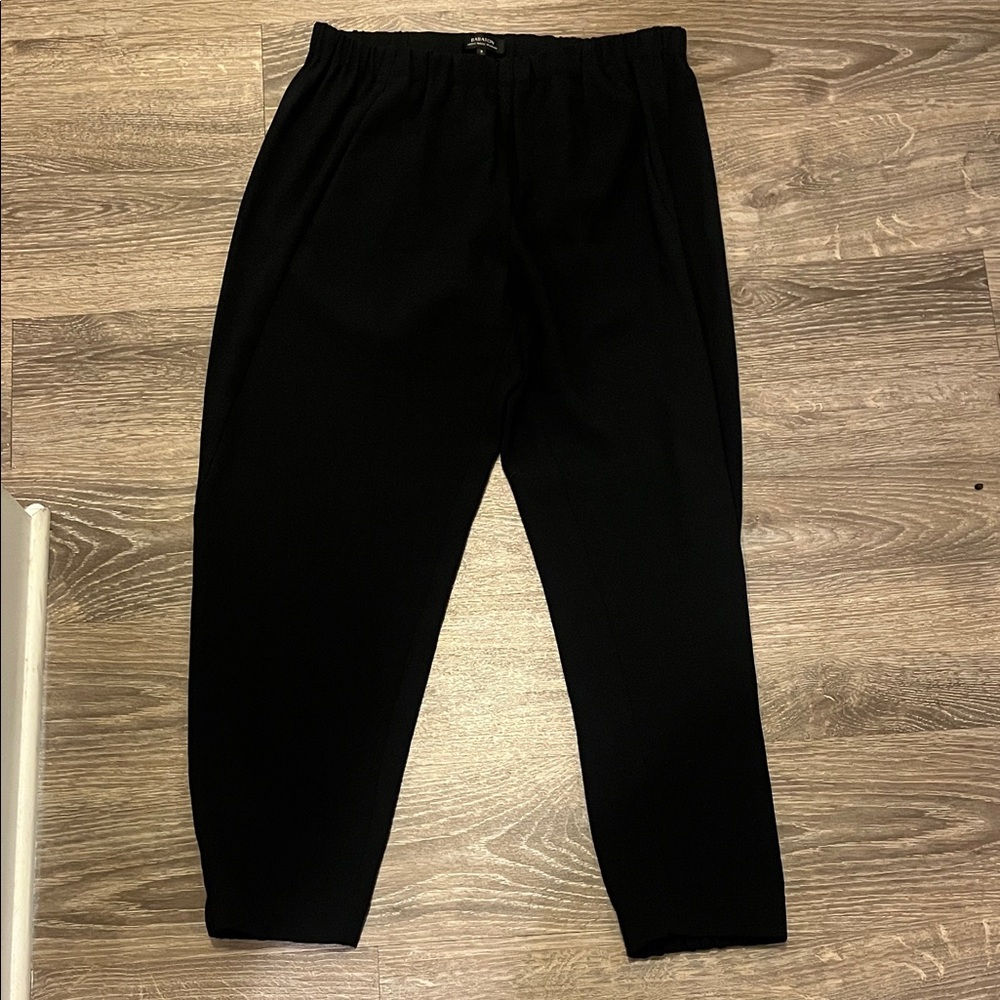 Babaton Black Tapered Pants Women’s Medium Work-to-Weekend